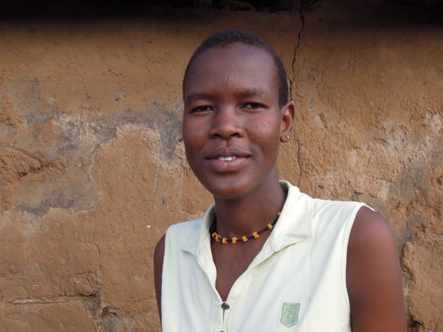 Triza Amoni, nybakad student med drömmar och ambitioner!