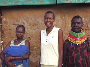 Triza med syster, systerdotter och sin gamla, förståndiga mamma!